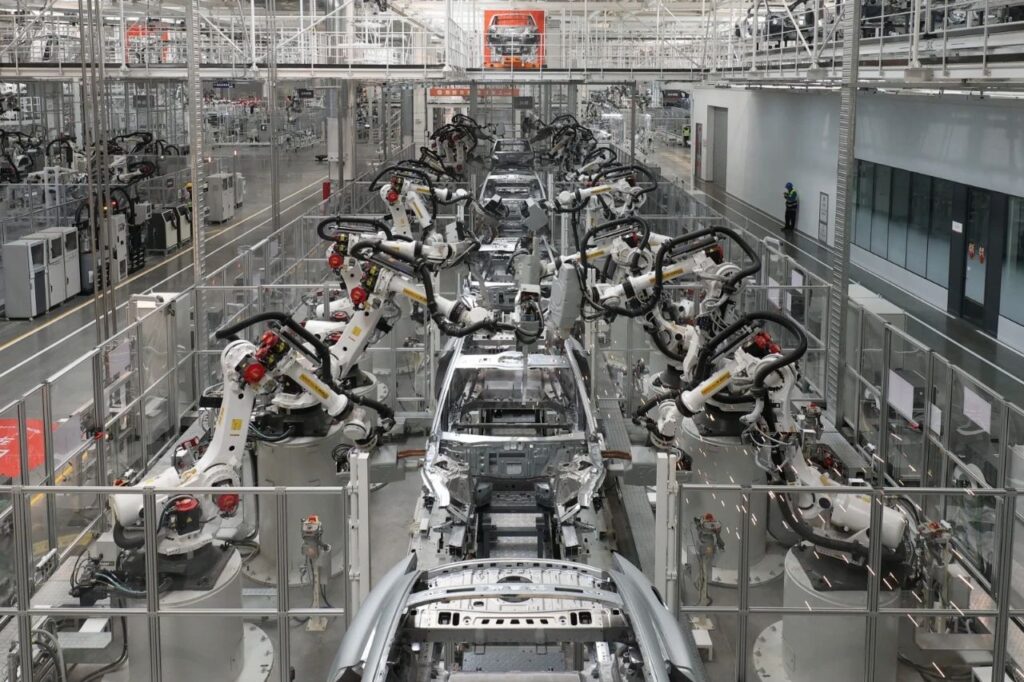 Lei Jun’s Xiaomi Super Factory Interior view